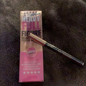 Heavy full figure mascara &skone tattooed eyeliner